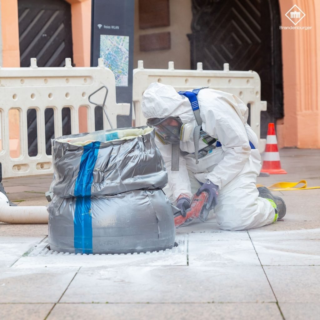 burrowtech-manhole-rehabilitation-bb2.5-2-1024x1024