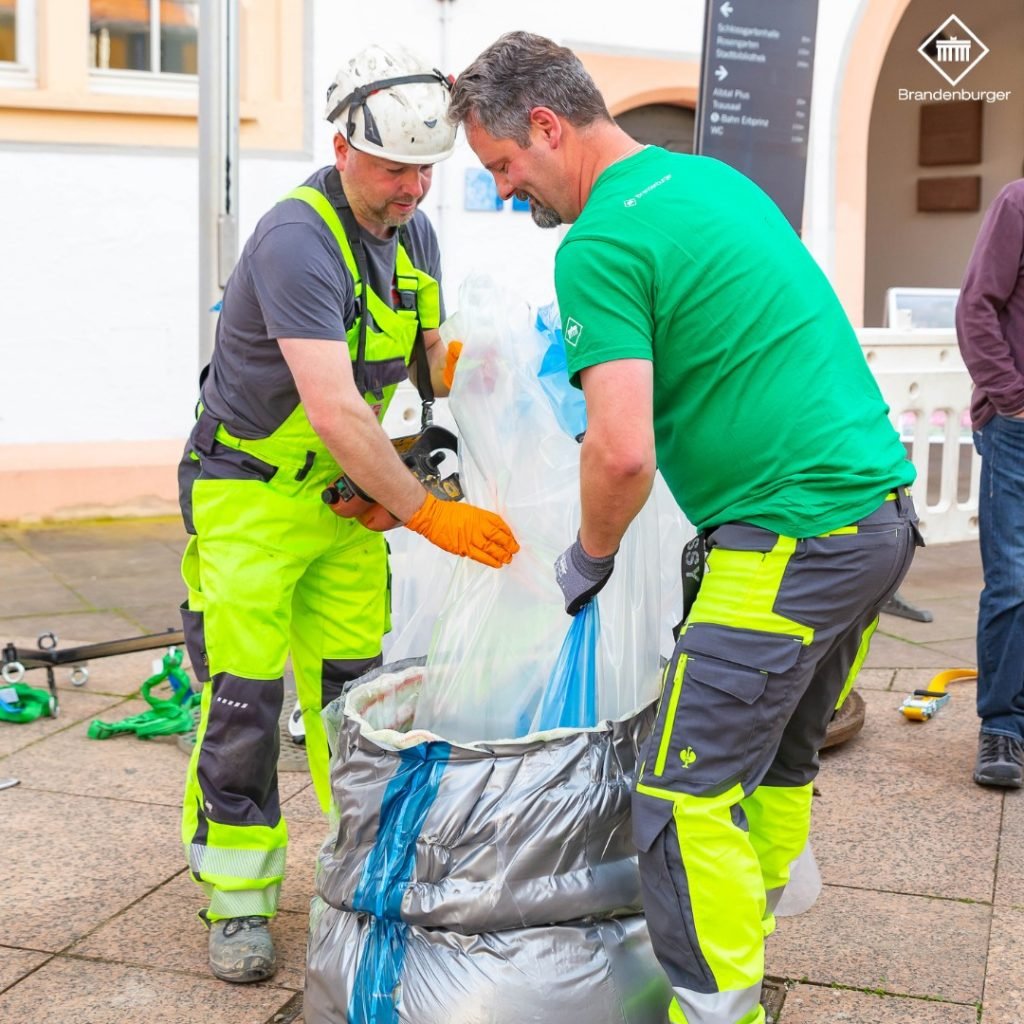 burrowtech-manhole-rehabilitation-bb2.5-8-1024x1024